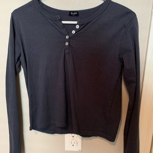 Brand Melville longsleeve tee